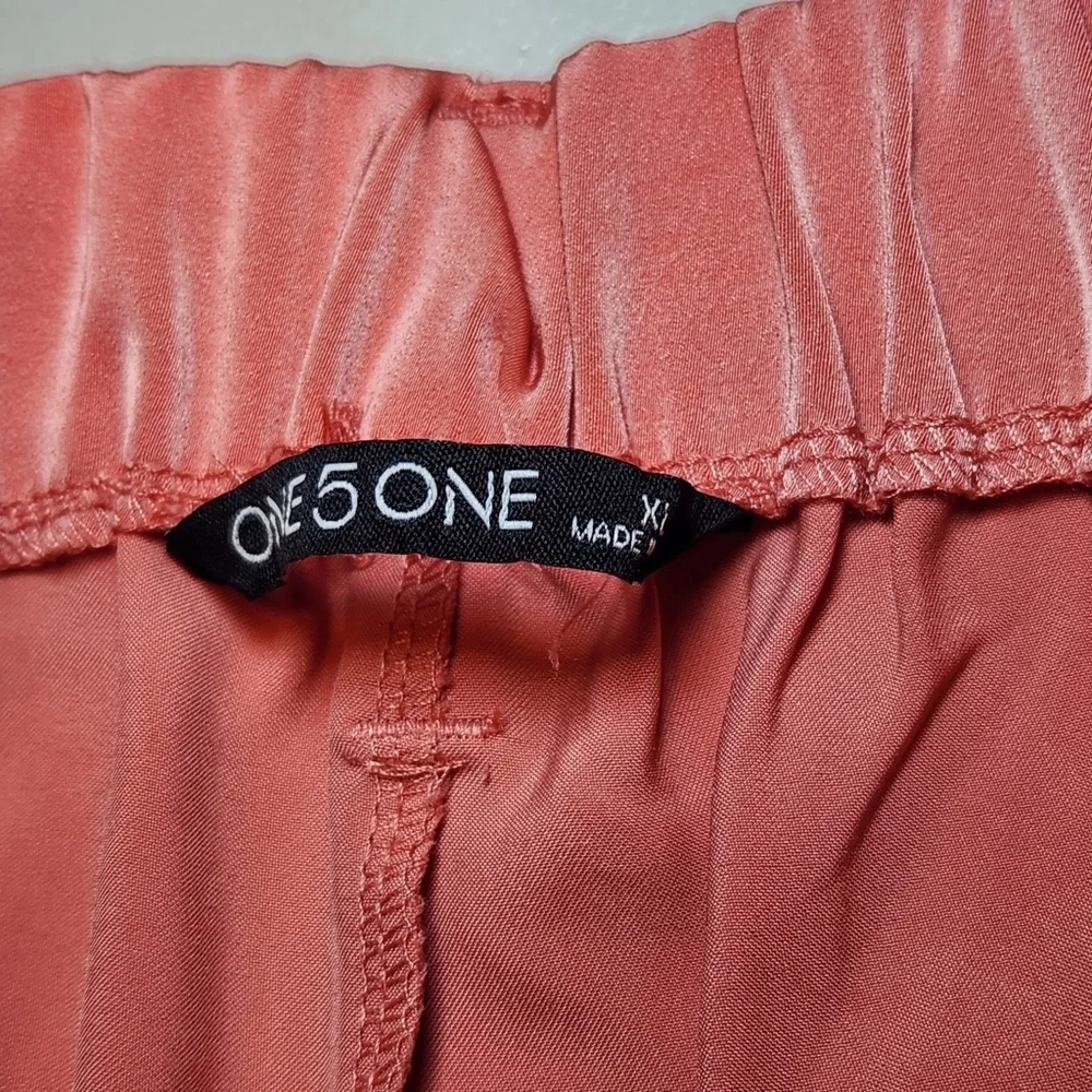 NWT One 5 One Coral High Waist‎ Women's Satin Charmeuse Shorts Resortwear Summer